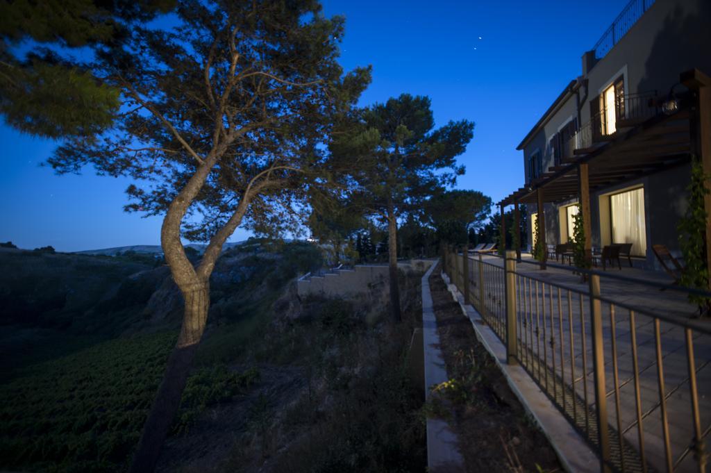 Feudo Del Biviere Villa Santa Ninfa Exterior photo